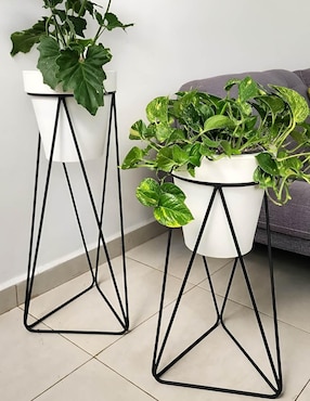 Maceta con base New Garden Magnolia con sistema automático de riego
