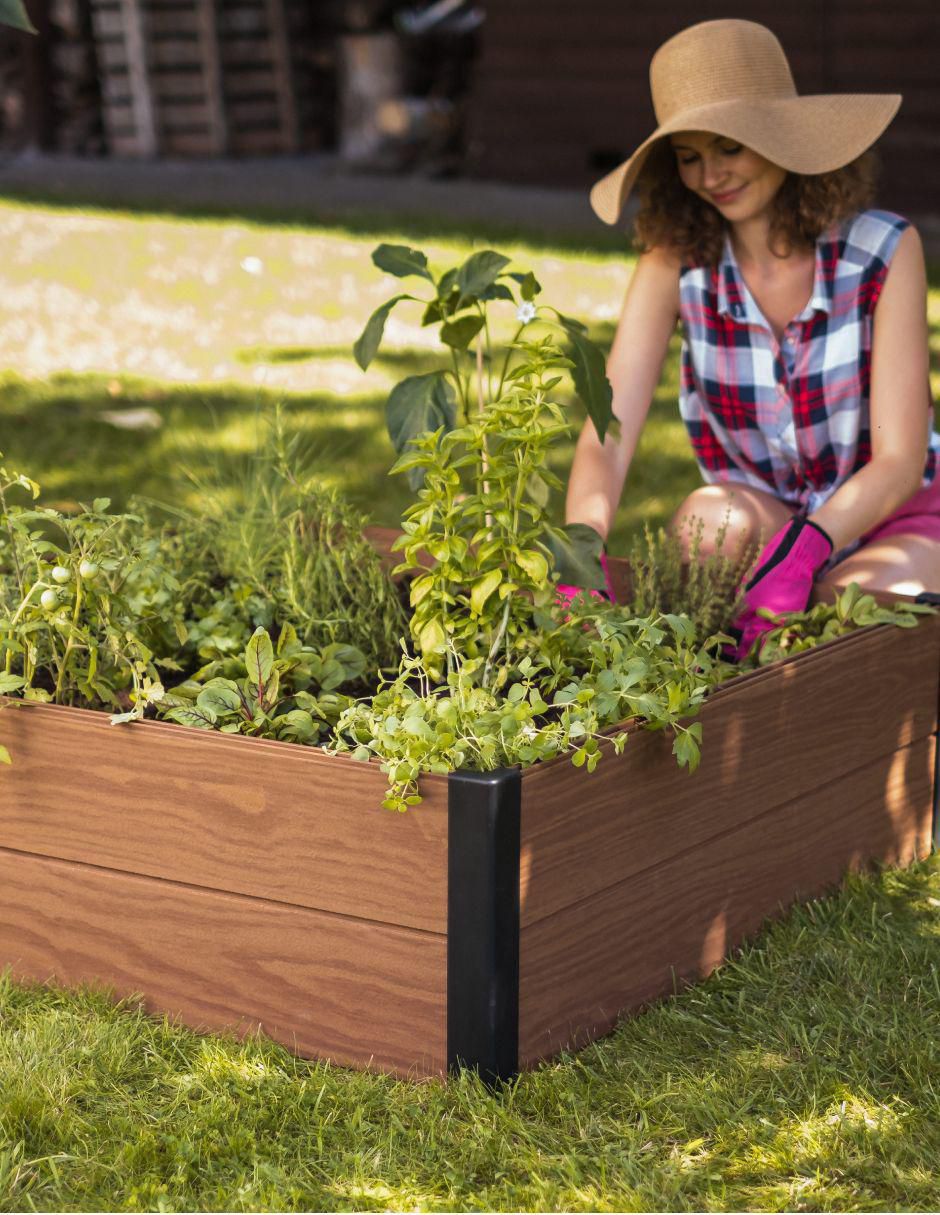 Jardinera piso Maple Raised con sistema automático de riego 2