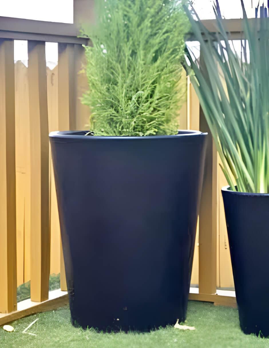 Maceta Gerbera 45 de plástico con sistema automático de riego 2