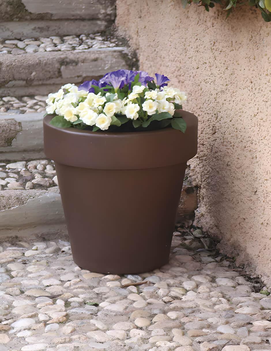 Maceta Magnolia de plástico con sistema automático de riego 2